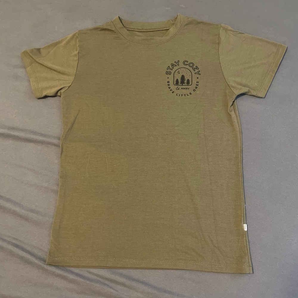 Brave Little Ones Stay Cozy Graphic T-Shirt Army Bamboo Short Sleeve 6/8Y Boys